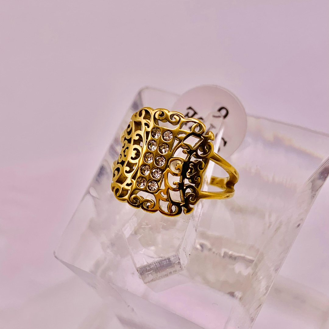 Fancy Design Gold Plated Ring for Ladies